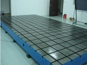 地軌槽鐵在環(huán)保設備制造中的應用